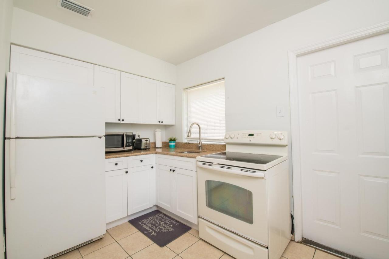 Hollywood Private Apartments Экстерьер фото